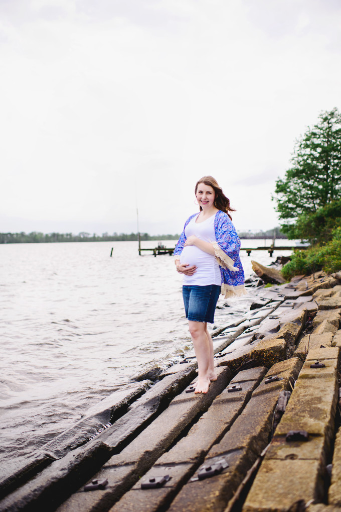 Natural Maternity Photography | Feathers in Our Nest
