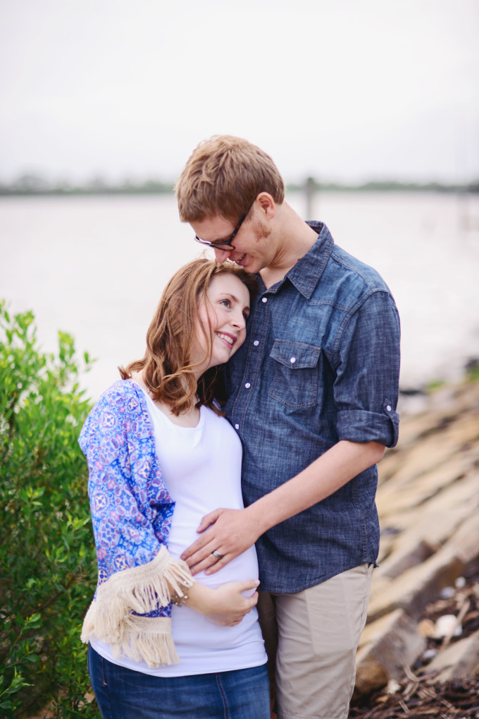 Natural Maternity Photography | Feathers in Our Nest