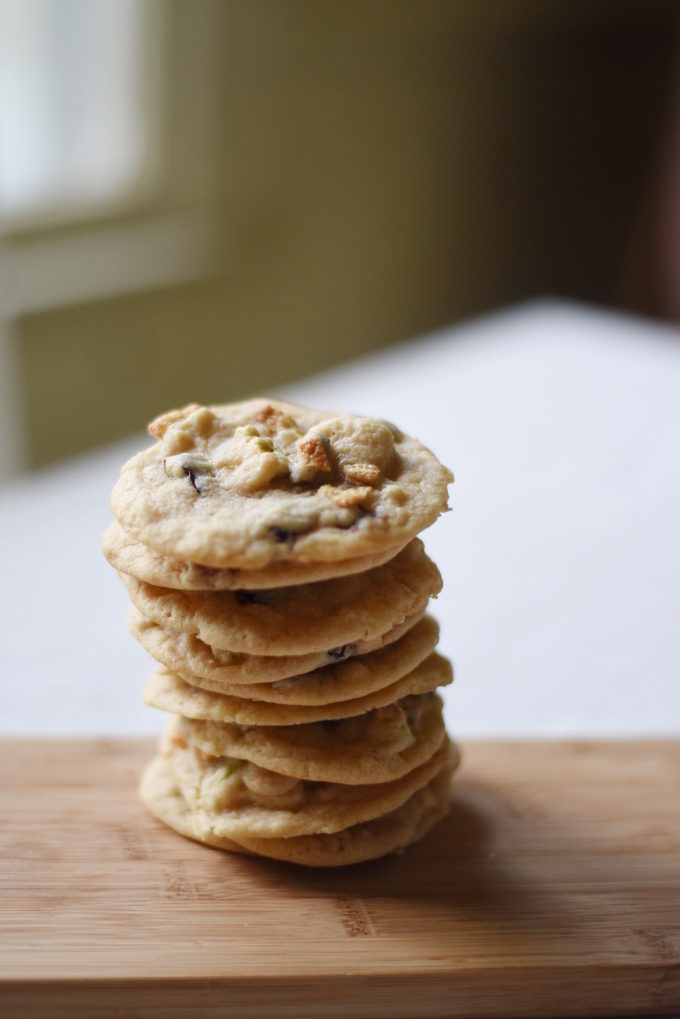 Apple Cranberry Cinnamon Toasters Cookies made with Malt-O-Meal® Cinnamon Toasters #recipe | Feathers in Our Nest