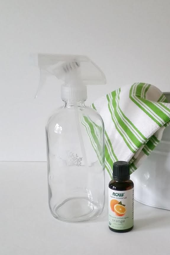 3 Recipes for DIY Orange Cleaners (easy & non-toxic!) | Feathers in Our Nest